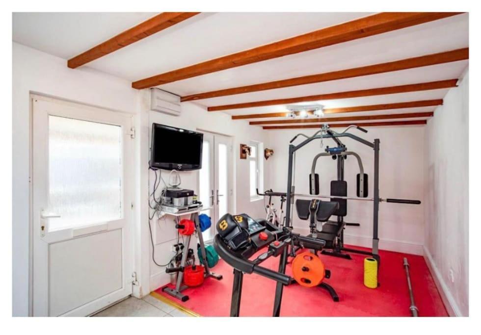 2 Bed - Walking Distance To Harry Potter Studio Watford  Luaran gambar