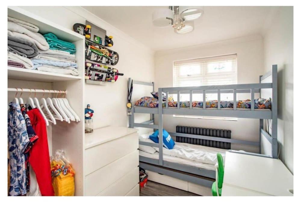 2 Bed - Walking Distance To Harry Potter Studio Watford  Luaran gambar